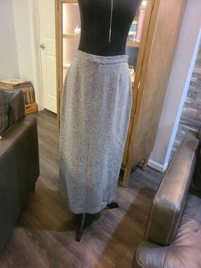 Classic Gray Herringbone Wool Blend Midi Skirt